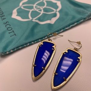 Discont. Kendra Scott Arrowhead Earrings - large